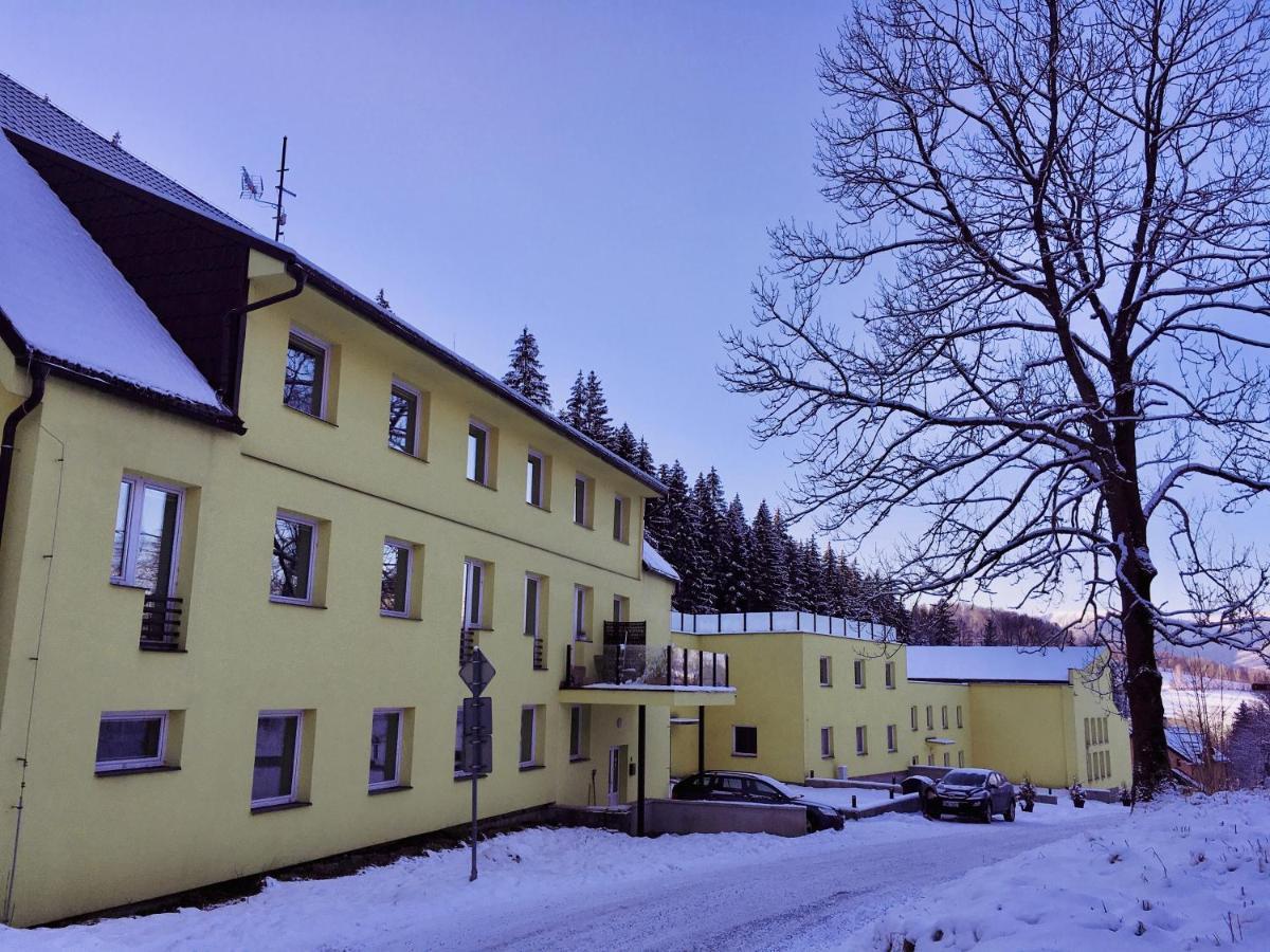 Black & White Apartments, Mytinka, Jeseník Dış mekan fotoğraf